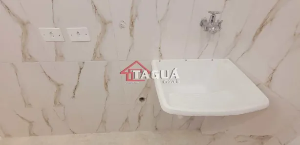 Kitnet com 1 Quarto à venda, 33m² no Aparecida, Santos