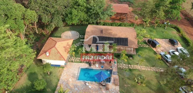 Fazenda / Sítio / Chácara com 3 Quartos à venda, 234m² no , Nerópolis