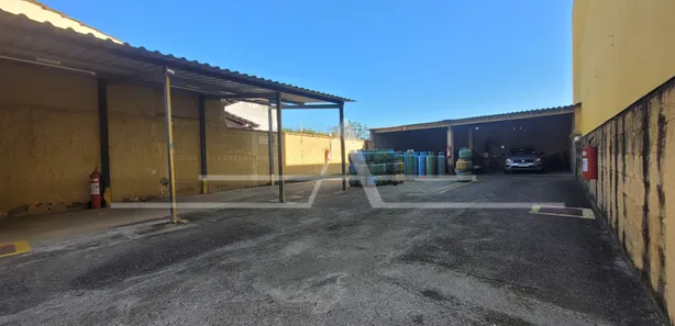 Loja / Salão / Ponto Comercial à venda, 184m² no Santa Luzia, Bragança Paulista