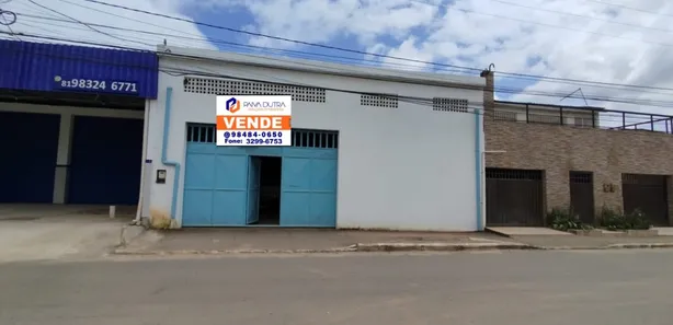 Galpão / Depósito / Armazém à venda, 200m² no Garapu, Cabo de Santo Agostinho
