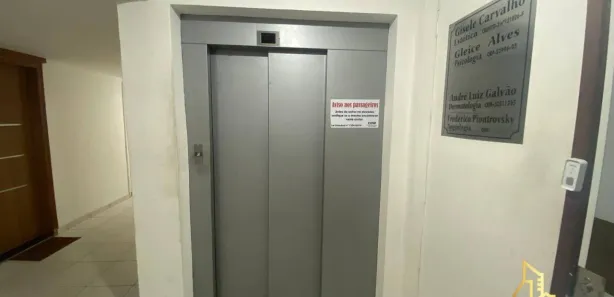 Conjunto Comercial / Sala para alugar, 50m² no Centro, Araruama