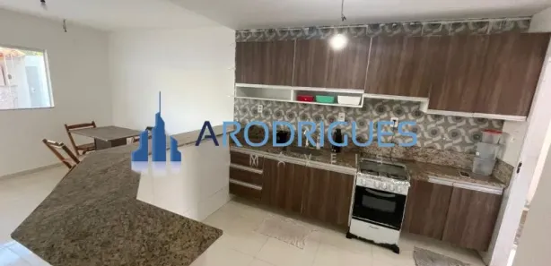 Casa com 3 Quartos para alugar, 270m² no Arembepe (Abrantes), Camaçari