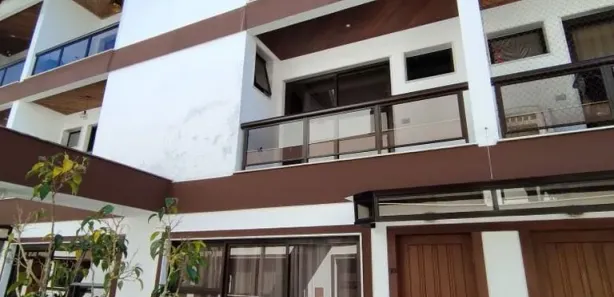 Casa de Condomínio com 5 Quartos para alugar, 165m² no Alto, Teresópolis