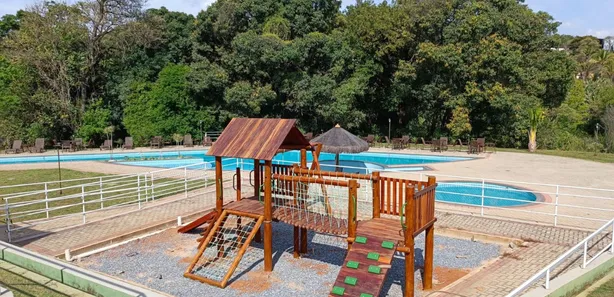 Terreno / Lote / Condomínio à venda, 360m² no Novo Campinho, Pedro Leopoldo