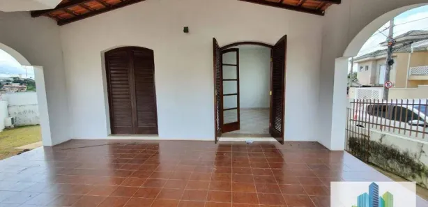 Casa com 3 Quartos para alugar, 200m² no Vila Pasti, Louveira