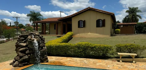 Fazenda / Sítio / Chácara com 5 Quartos à venda, 252m² no Residencial Country Felix, Bom Jesus dos Perdões