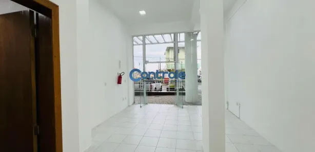 Loja / Salão / Ponto Comercial à venda, 34m² no Rio Caveiras, Biguaçu