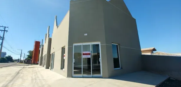 Conjunto Comercial / Sala para alugar, 31m² no , Holambra