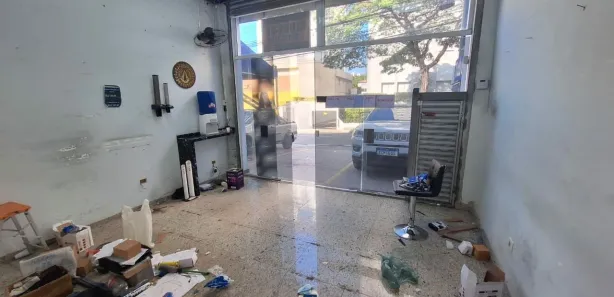 Casa Comercial para alugar, 60m² no Vila Santa Luzia, Taboão da Serra