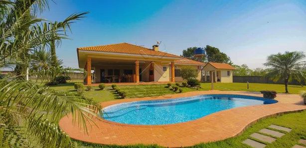 Fazenda / Sítio / Chácara com 3 Quartos à venda, 280m² no Cataratas, Foz do Iguaçu