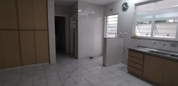 Sobrado com 3 Quartos para alugar, 170m² no Centro, São Roque