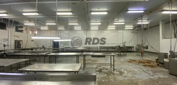 Galpão / Depósito / Armazém à venda, 2276m² no Centro (São João Novo), São Roque