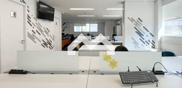 Conjunto Comercial / Sala com 3 Quartos à venda, 120m² no Vila da Serra, Nova Lima
