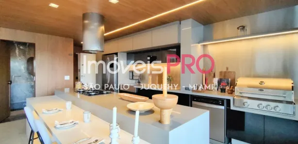 Apartamento com 3 Quartos à venda, 175m² no Vila Nova Conceição, São Paulo