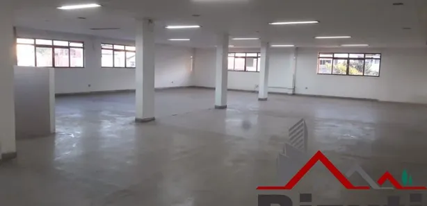Loja / Salão / Ponto Comercial para alugar, 330m² no Vila São José, Várzea Paulista