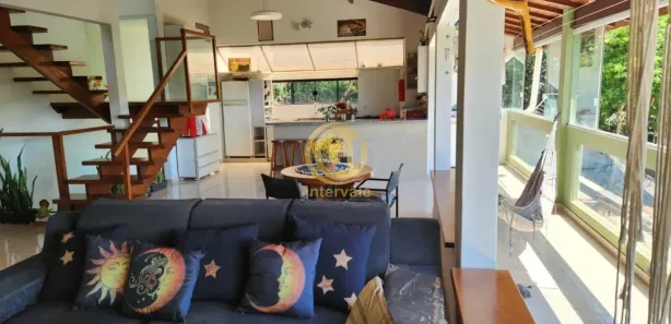 Fazenda / Sítio / Chácara com 5 Quartos à venda, 530m² no , Igaratá