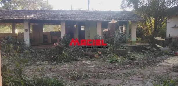 Fazenda / Sítio / Chácara com 2 Quartos à venda, 150m² no Chácara Marambaia, Caçapava