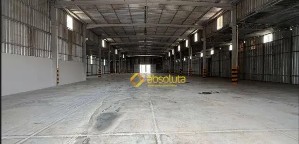 Galpão / Depósito / Armazém para alugar, 2000m² no Mangueira, Escada