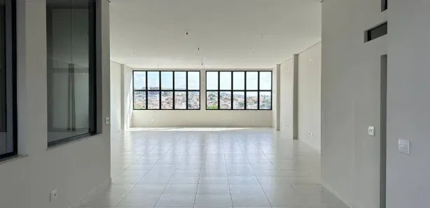 Prédio Inteiro para alugar, 492m² no Centro, Itatiba