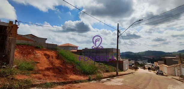 Terreno / Lote / Condomínio à venda, 300m² no Parque Ibirá, Pouso Alegre