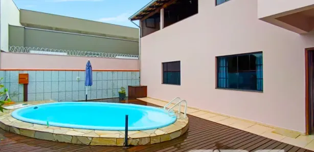 Sobrado com 7 Quartos à venda, 313m² no Do Ubatuba, São Francisco do Sul