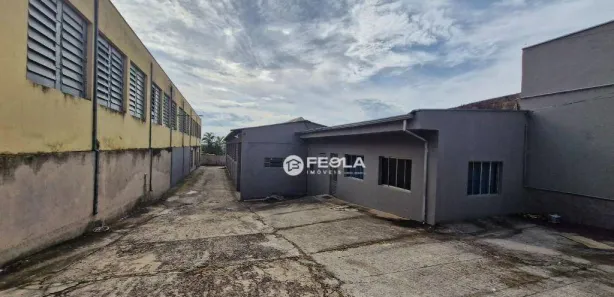 Prédio Inteiro para alugar, 240m² no Centro, Santa Bárbara D'Oeste