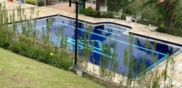 Fazenda / Sítio / Chácara com 4 Quartos à venda, 266m² no Chácaras Condomínio Recanto Pássaros II, Jacareí