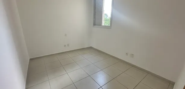 Apartamento com 3 Quartos para alugar, 155m² no Vila Edmundo, Taubaté