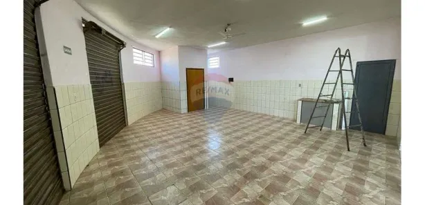 Loja / Salão / Ponto Comercial para alugar, 100m² no Parque dos Eucaliptos, Mogi Guaçu
