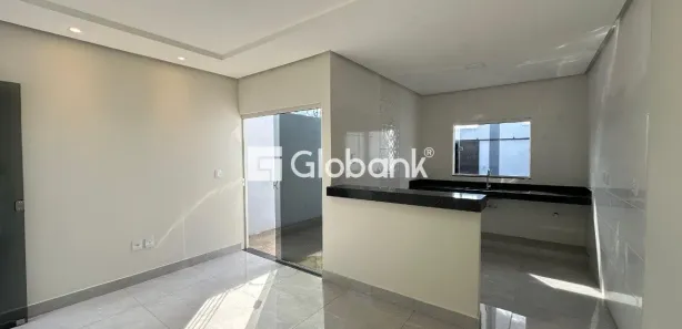 Casa com 3 Quartos para alugar, 90m² no Jardim Olímpico, Montes Claros