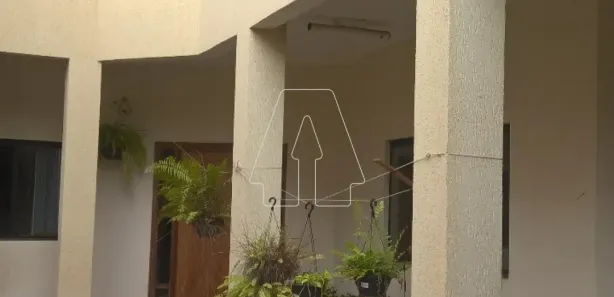 Sobrado com 4 Quartos para alugar, 150m² no Centro, Araçatuba