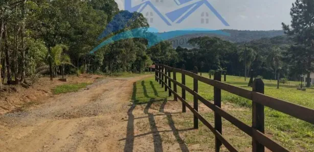 Fazenda / Sítio / Chácara com 3 Quartos à venda, 26000m² no Sebandilha, Mairinque