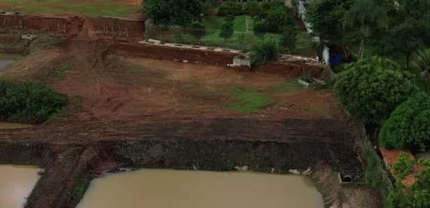 Fazenda / Sítio / Chácara com 5 Quartos para venda ou aluguel, 507m² no , Hidrolândia