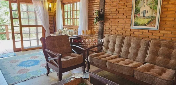 Casa de Condomínio com 3 Quartos à venda, 123m² no Serrinha do Alambari (Agulhas Negras), Resende