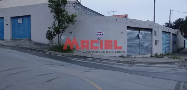 Prédio Inteiro com 1 Quarto à venda, 200m² no Residencial Santa Paula, Jacareí