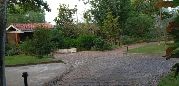 Fazenda / Sítio / Chácara com 3 Quartos à venda, 250m² no Residencial Alvorada, Araçoiaba da Serra