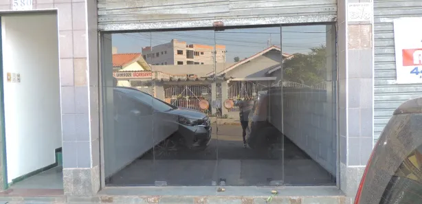 Loja / Salão / Ponto Comercial para alugar, 60m² no Alvinópolis, Atibaia