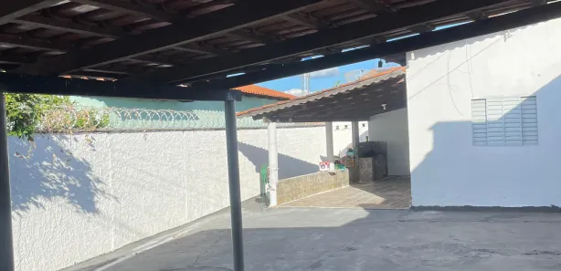 Casa com 2 Quartos à venda, 77m² no Centro, Hidrolândia