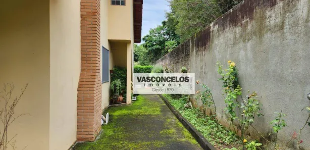 Fazenda / Sítio / Chácara com 3 Quartos à venda, 1600m² no Vila Velha, Caçapava