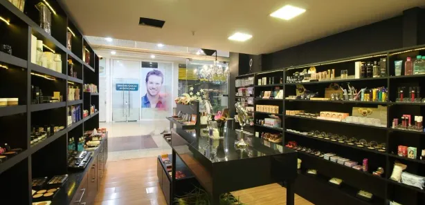 Loja / Salão / Ponto Comercial à venda, 24m² no Santa Clara, Divinópolis