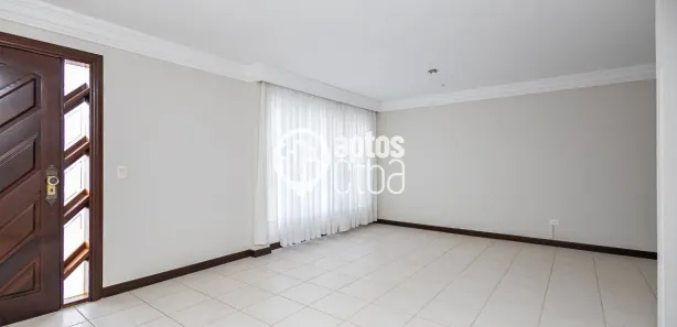 Sobrado com 3 Quartos à venda, 137m² no Boa Vista, Curitiba