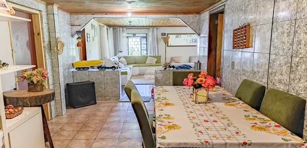 Fazenda / Sítio / Chácara com 4 Quartos à venda, 150m² no , Tijucas do Sul