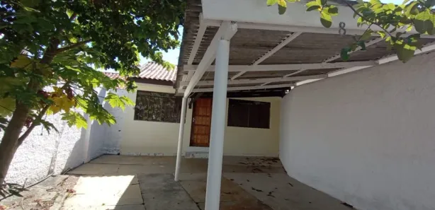 Casa com 2 Quartos para alugar, 52m² no Água Verde, Curitiba