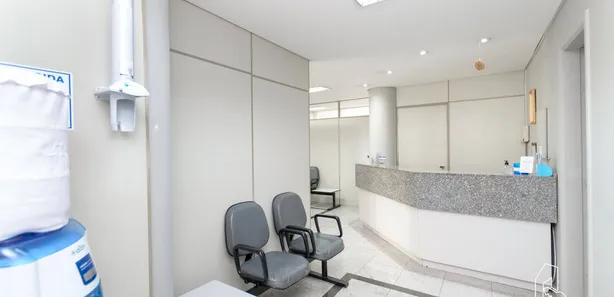 Andar / Laje corporativa com 7 Quartos à venda, 191m² no Centro, Curitiba