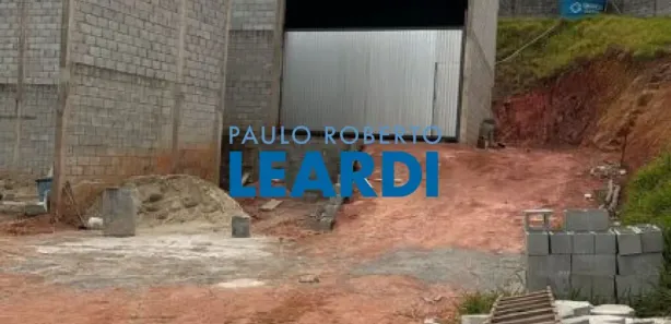 Galpão / Depósito / Armazém para alugar, 450m² no Chácara Coqueiro, Itaquaquecetuba