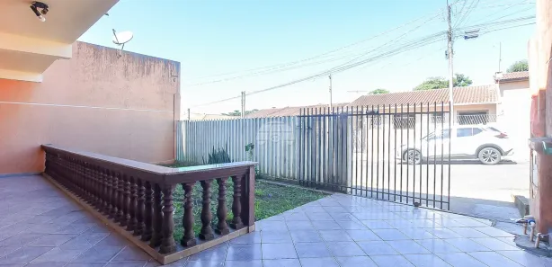 Sobrado com 4 Quartos à venda, 180m² no Loteamento Vila Verde, Campo Largo