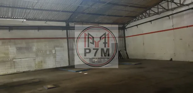 Galpão / Depósito / Armazém para alugar, 710m² no Centro, Barra Mansa