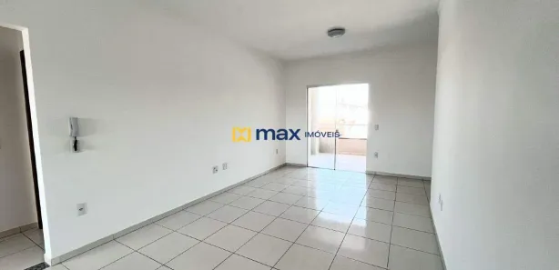 Apartamento com 2 Quartos para alugar, 88m² no Meia Praia, Navegantes