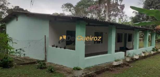 Fazenda / Sítio / Chácara com 3 Quartos à venda, 300m² no Cipó-Guaçu, Embu-Guaçu