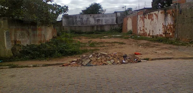 Terreno / Lote / Condomínio à venda, 360m² no Parque Penha, Campos dos Goytacazes